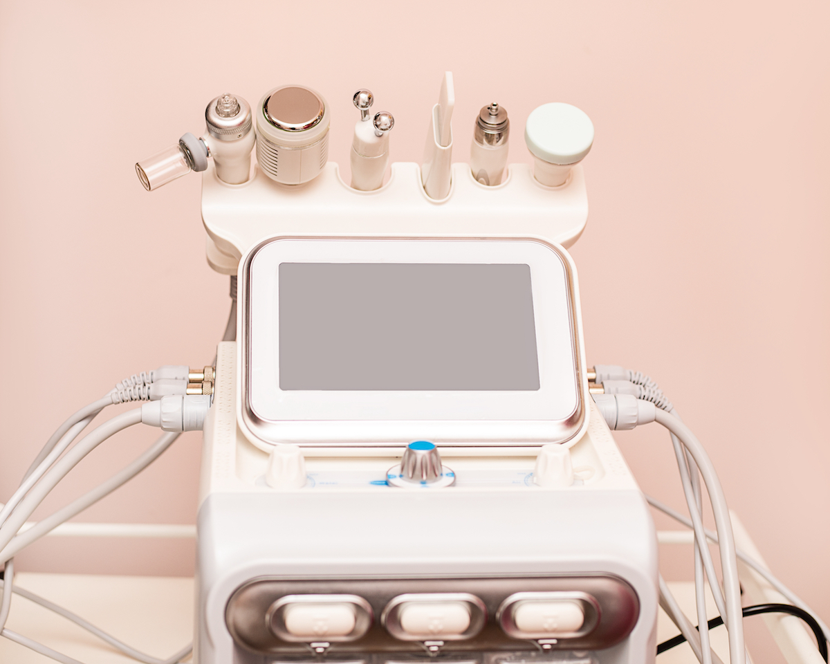 Attachments to device HydraFacial facial skin care machine in spa clinic for anti-aging or acne treatment. The concept of aesthetic medicine, beauty tools, latest technologies in beauty industry
